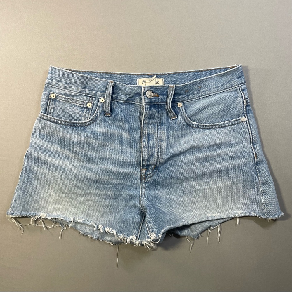 Madewell Relaxed Denim Shorts Rosemount Wash: Destroyed Hem Edition - Womens 28 - Picture 2 of 11